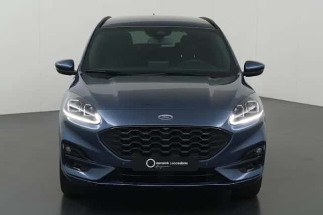 Ford Kuga (2023) thumbnail 3