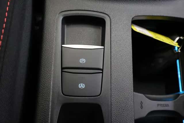 Ford Focus (2023) thumbnail 27