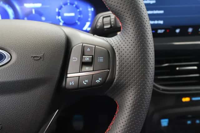 Ford Focus (2023) thumbnail 31