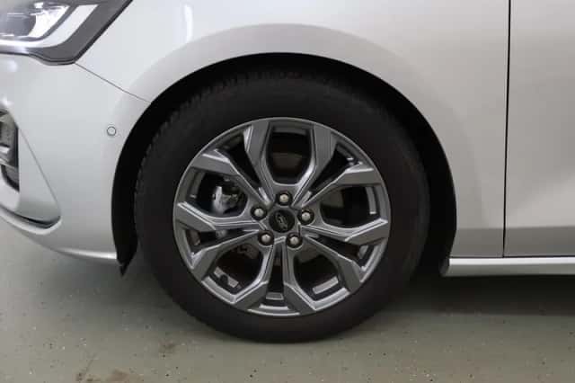 Ford Focus (2023) thumbnail 42
