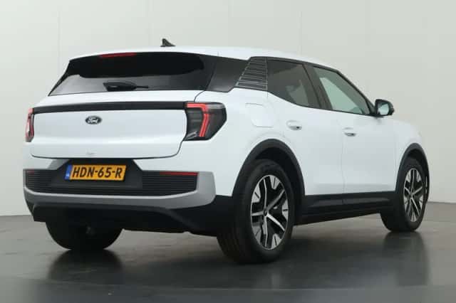 Ford Explorer (2025) thumbnail 2