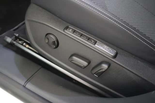 Ford Explorer (2025) thumbnail 12