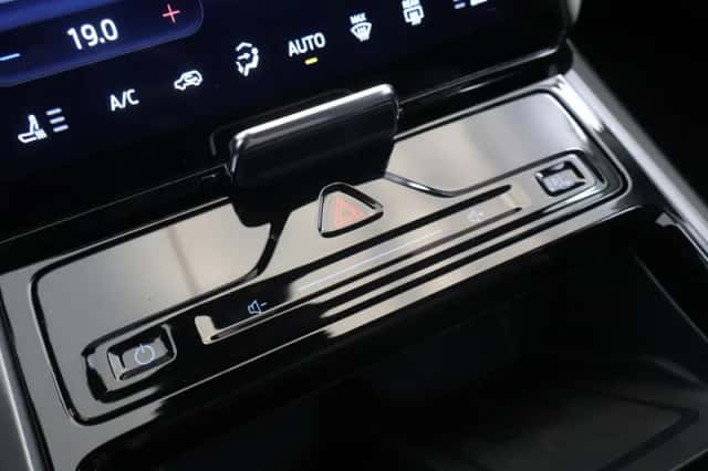 Ford Explorer (2025) thumbnail 26