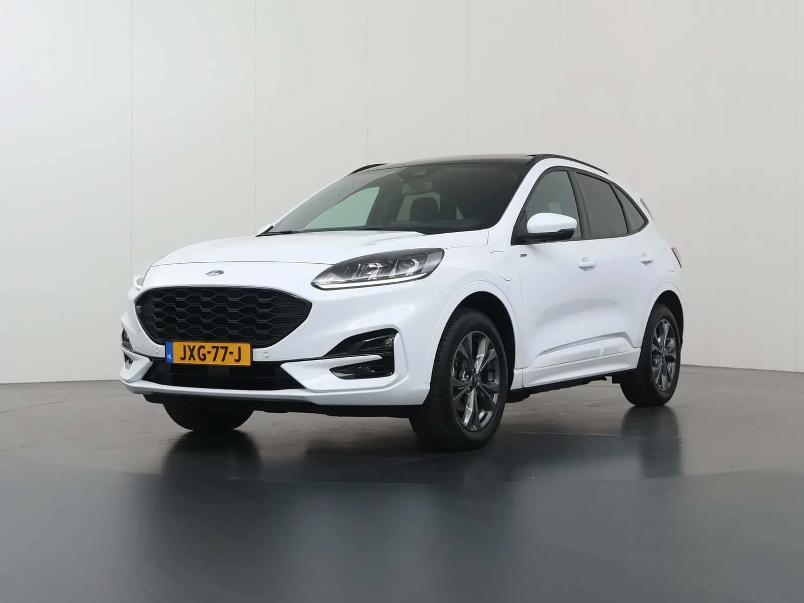 Ford Kuga (2022) — foto 1