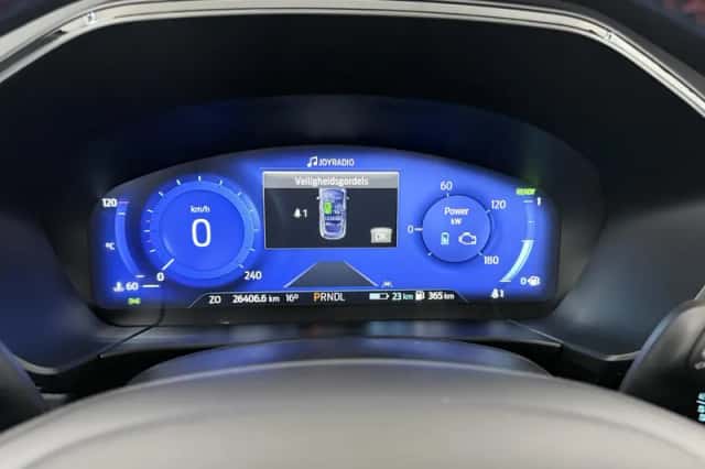 Ford Kuga (2022) thumbnail 12