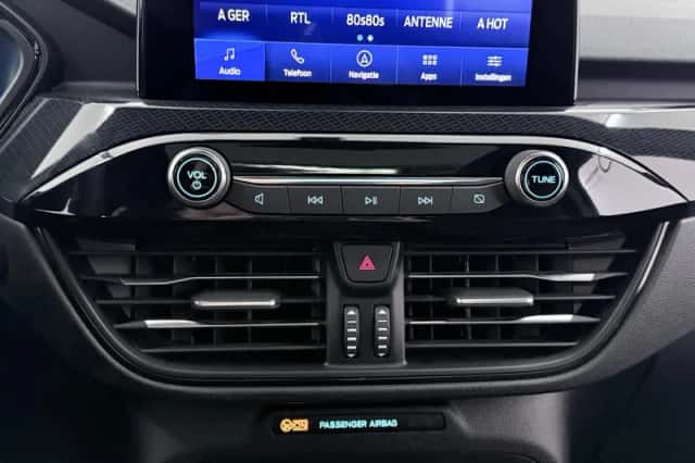 Ford Kuga (2022) thumbnail 21