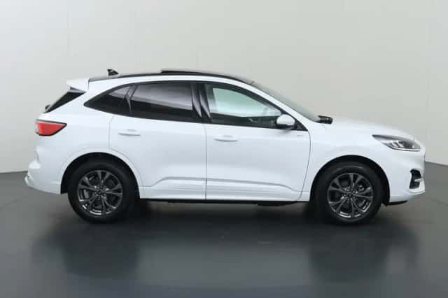 Ford Kuga (2022) thumbnail 6