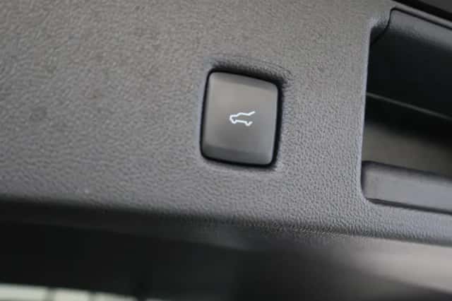 Ford Kuga (2023) thumbnail 41