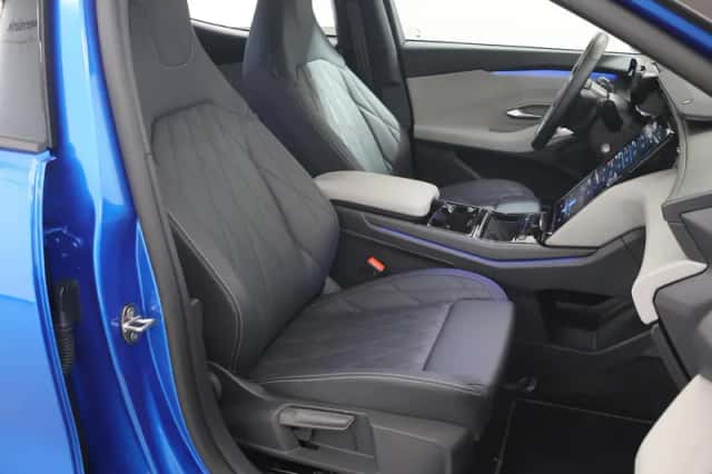 Ford Explorer (2025) thumbnail 10