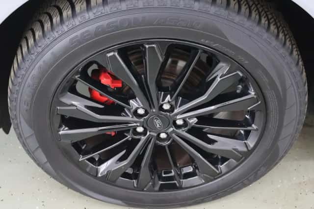 Ford Kuga (2024) thumbnail 42