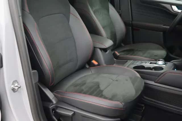 Ford Kuga (2024) thumbnail 10