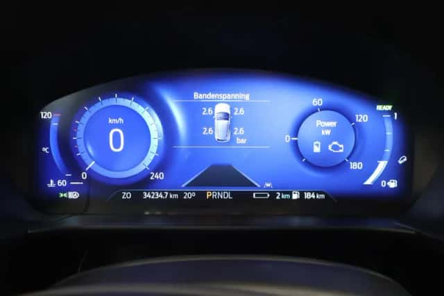 Ford Kuga (2023) thumbnail 14