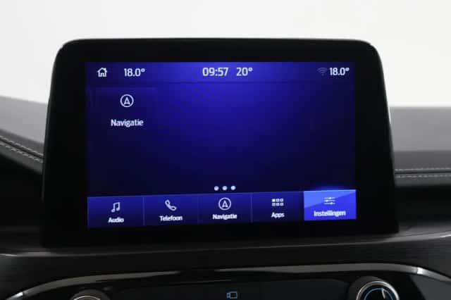 Ford Kuga (2023) thumbnail 25