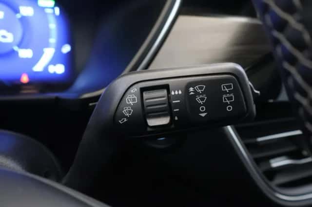 Ford Kuga (2023) thumbnail 34
