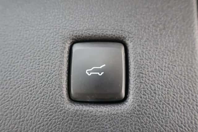 Ford Kuga (2023) thumbnail 44