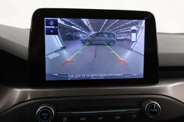 Ford Focus (2021) thumbnail 13