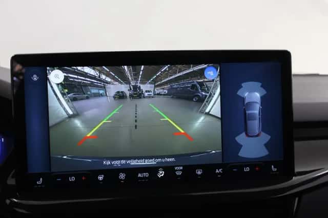 Ford Focus (2024) thumbnail 14