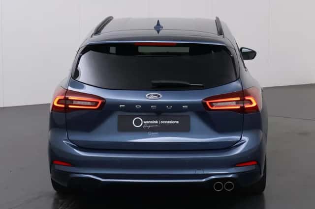 Ford Focus (2024) thumbnail 4