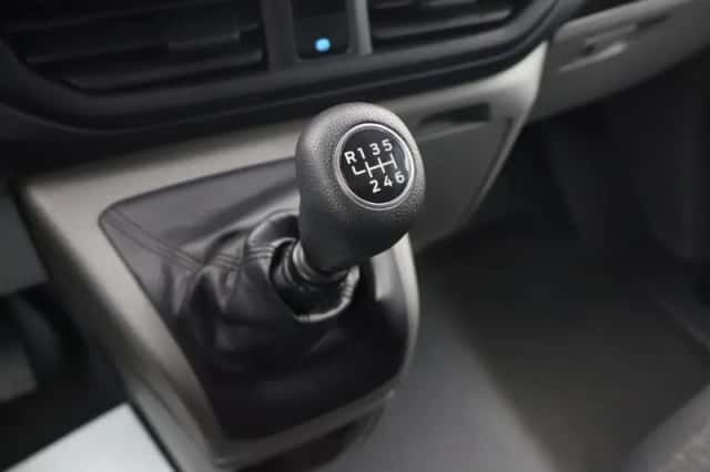 Ford Transit Custom (2024) thumbnail 21