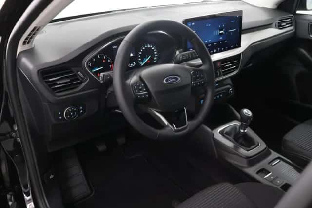 Ford Focus (2025) thumbnail 8
