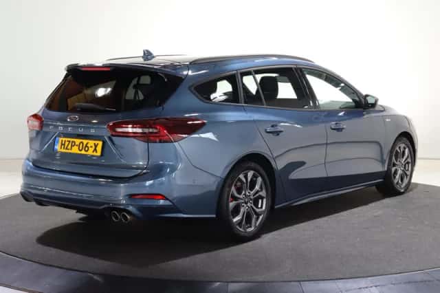 Ford Focus (2025) thumbnail 2