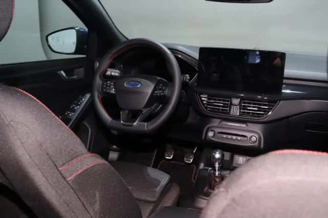 Ford Focus (2025) thumbnail 12