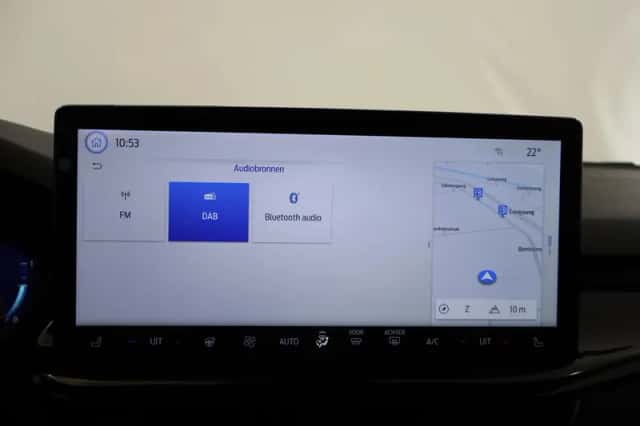 Ford Focus (2023) thumbnail 16