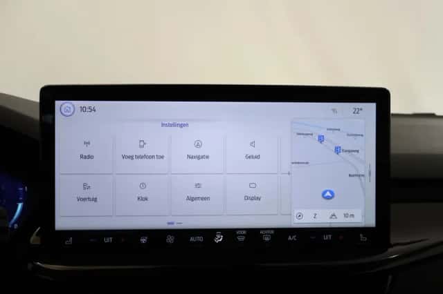 Ford Focus (2023) thumbnail 18