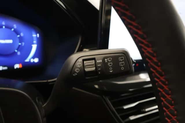 Ford Focus (2023) thumbnail 33