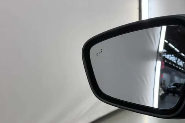 Ford Kuga (2023) thumbnail 38