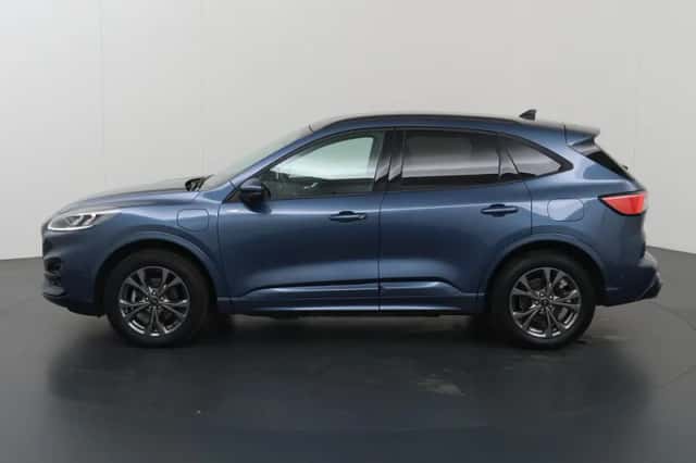 Ford Kuga (2023) thumbnail 5