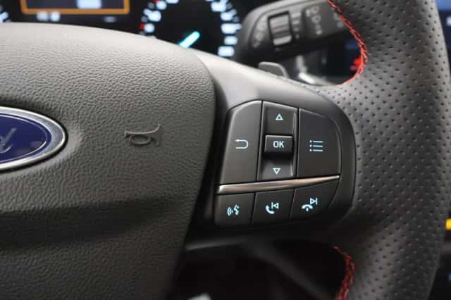 Ford Focus (2023) thumbnail 29