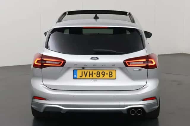 Ford Focus (2023) thumbnail 4