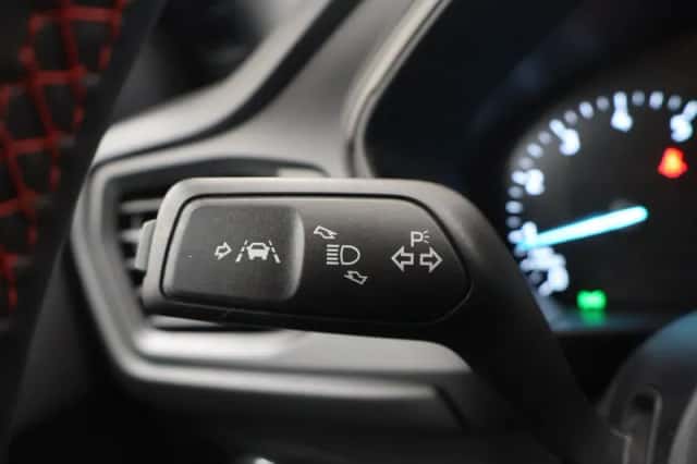 Ford Focus (2023) thumbnail 32