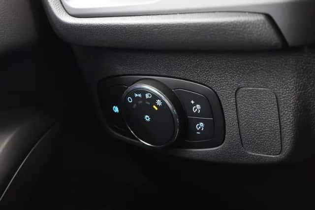 Ford Focus (2023) thumbnail 33