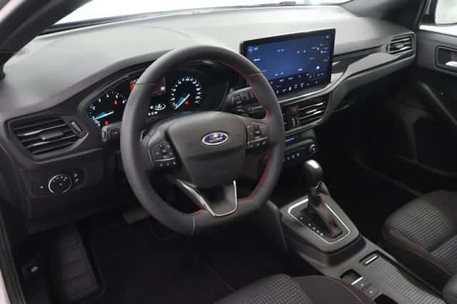 Ford Focus (2023) thumbnail 7