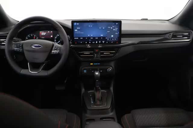 Ford Focus (2023) thumbnail 8