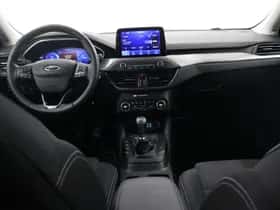 Ford Focus (2021) thumbnail 8