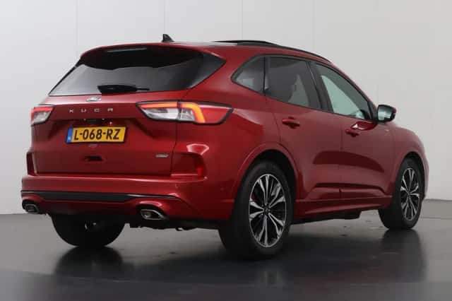 Ford Kuga (2020) thumbnail 2