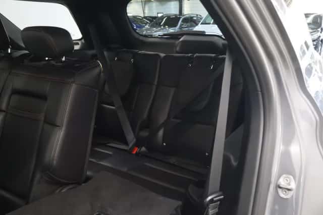 Ford Explorer (2023) thumbnail 12