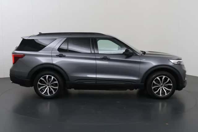 Ford Explorer (2023) thumbnail 6