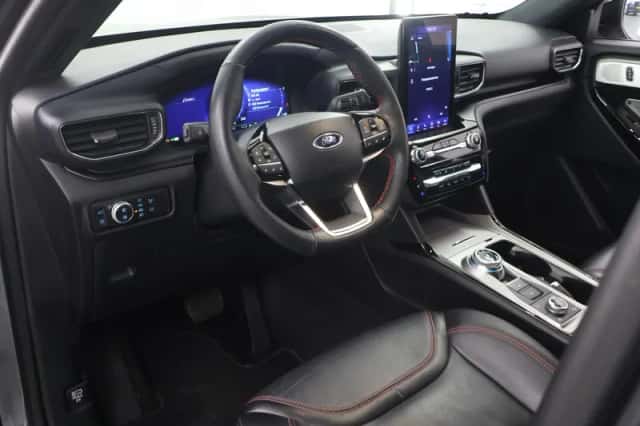Ford Explorer (2023) thumbnail 7
