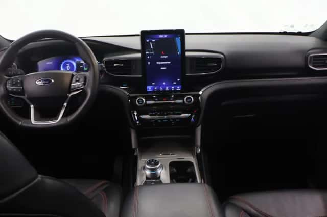 Ford Explorer (2023) thumbnail 8