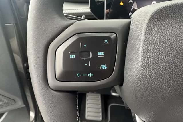 Ford Explorer (2026) thumbnail 24