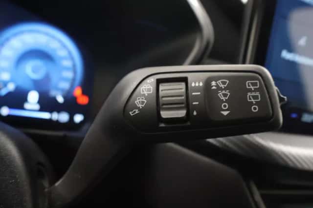 Ford Kuga (2025) thumbnail 30
