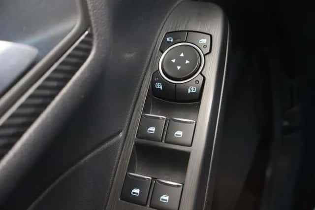 Ford Kuga (2025) thumbnail 35