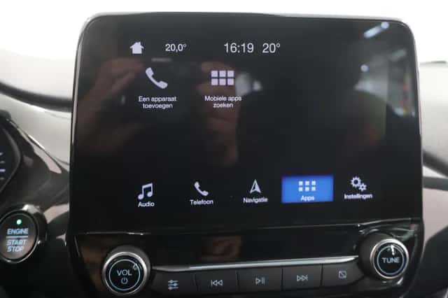 Ford Fiesta (2018) thumbnail 16