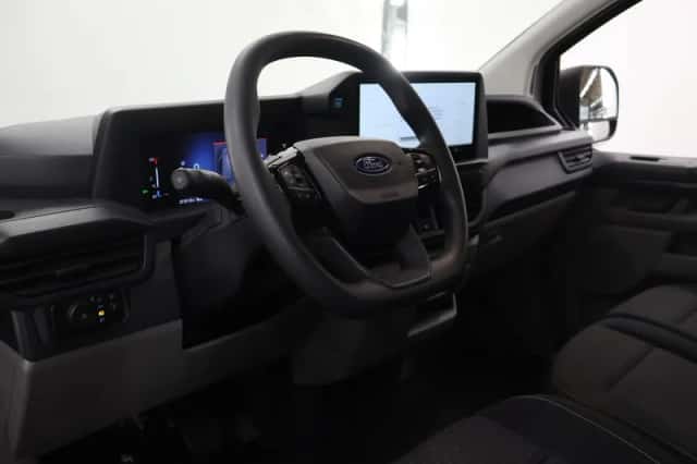 Ford Transit Custom (2024) thumbnail 7