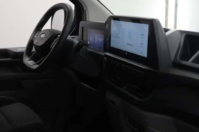 Ford Transit Custom (2024) thumbnail 9