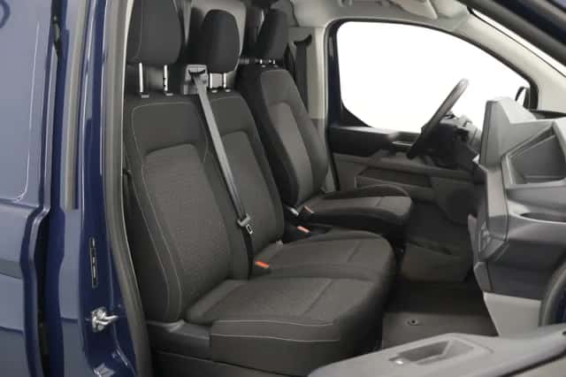 Ford Transit Custom (2024) thumbnail 10